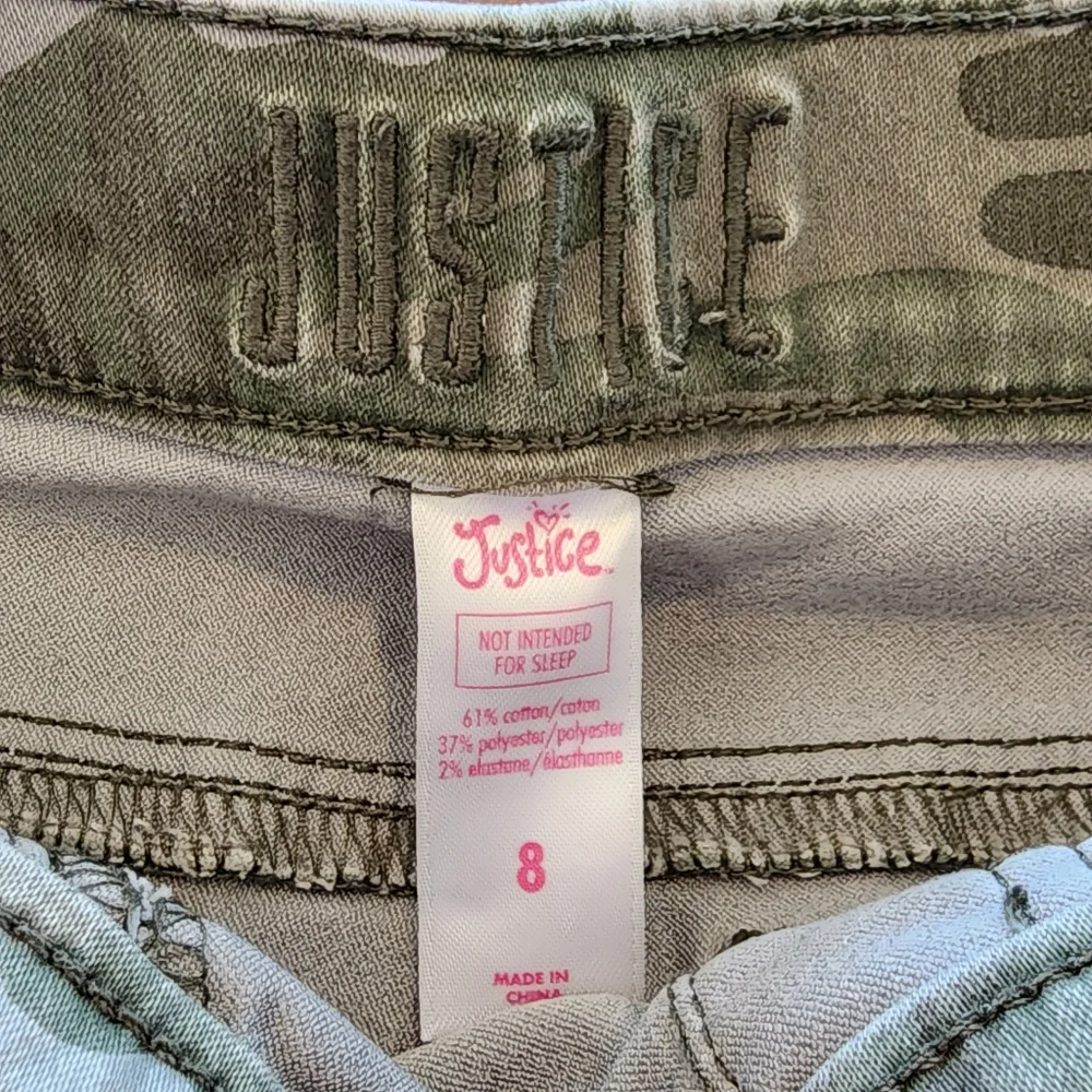 Girls Justice Camouflage pull on pants size 8.